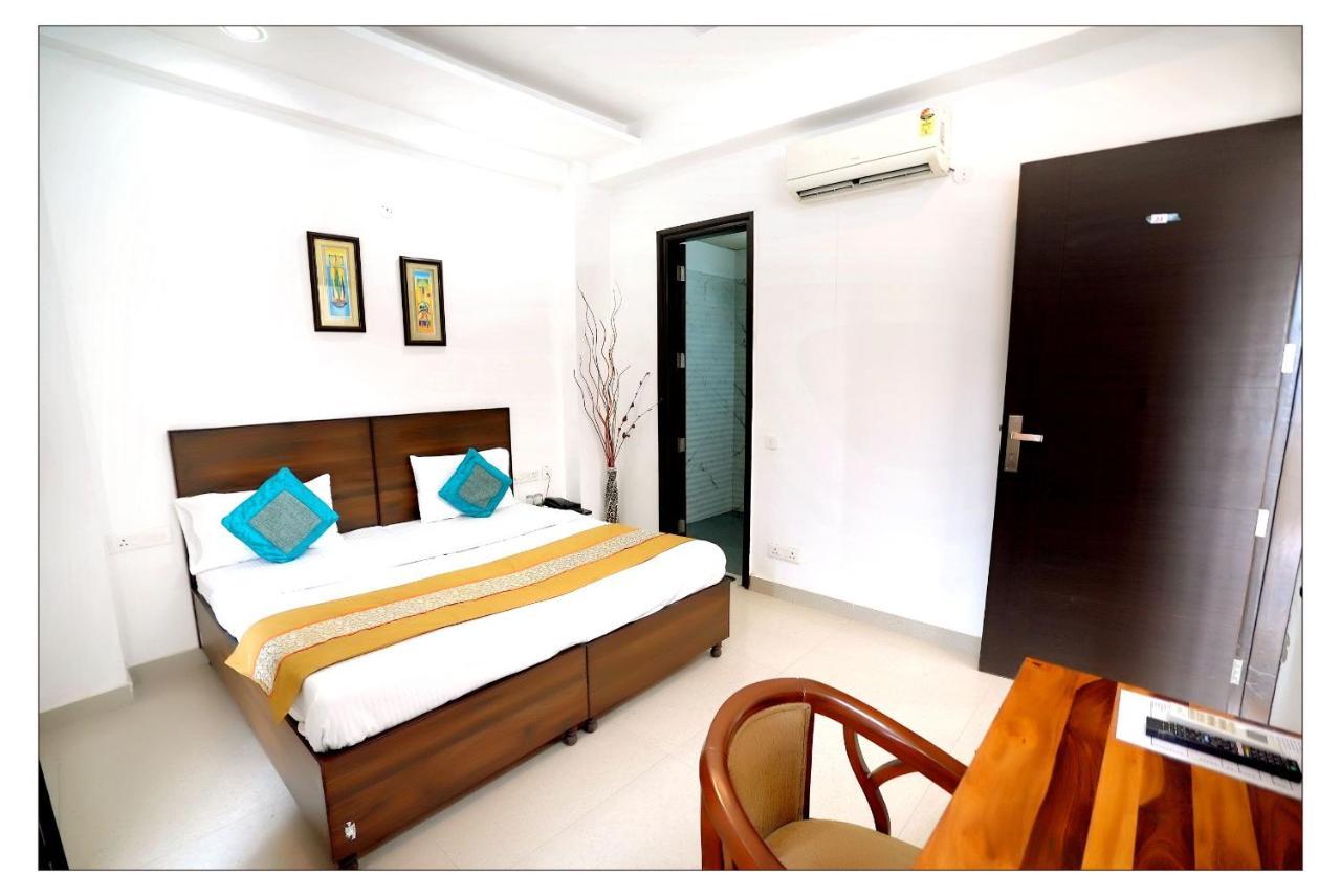 Gupta Residency Near Ajnara Heritage Noida Eksteriør bilde